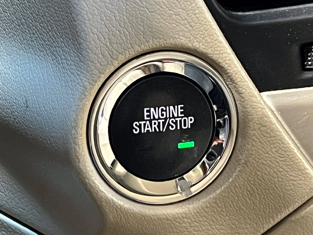Used 2018 GMC Yukon Denali AWD/4WD image 24