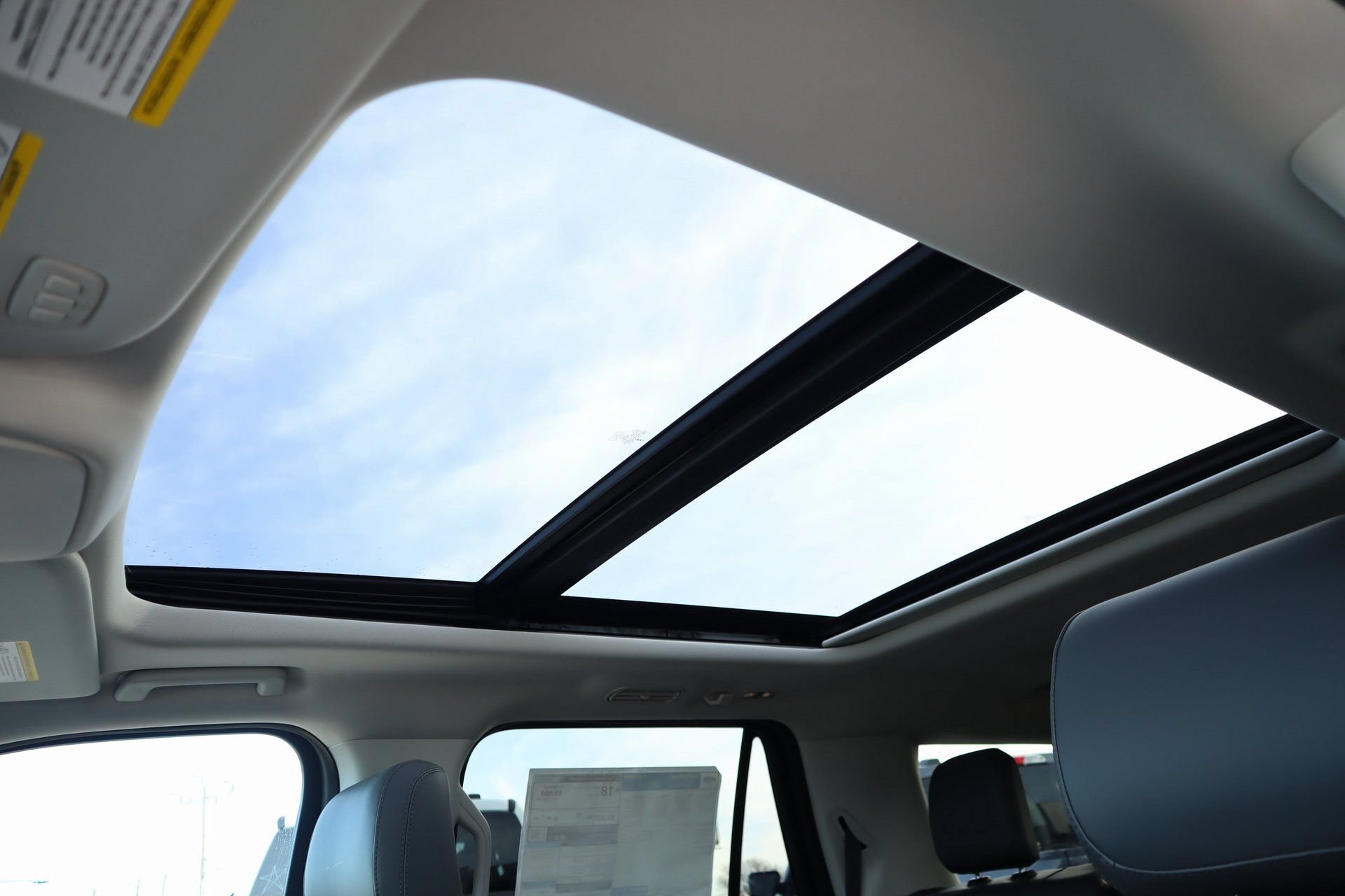 New 2025 Ford Expedition Active AWD/4WD image 19
