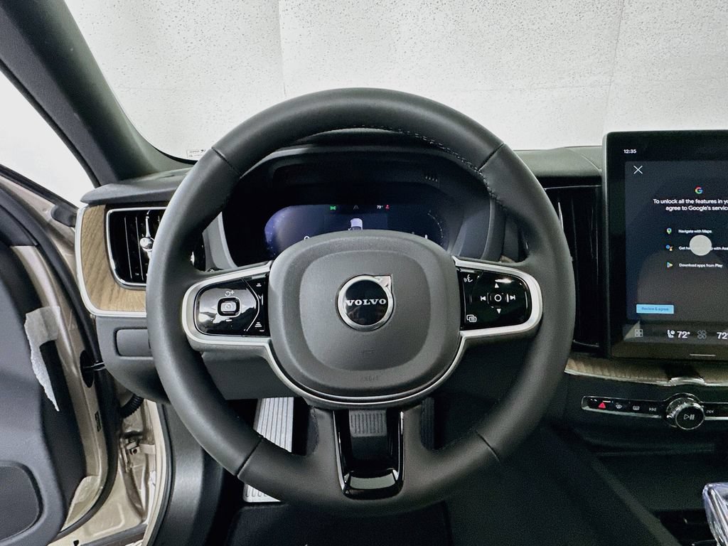 Used 2026 Volvo XC60 B5 Plus w/ Protection Package Premier AWD/4WD image 18