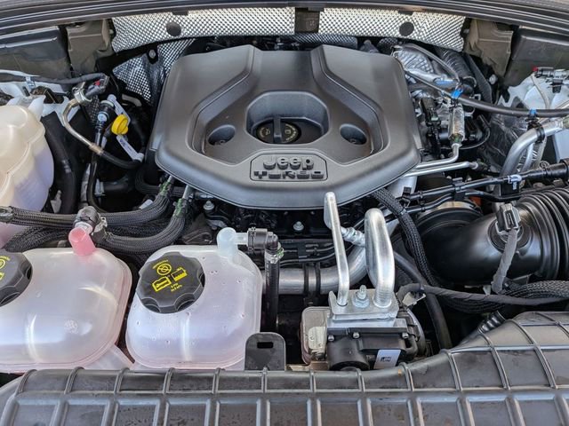 Used 2022 Jeep Grand Cherokee Limited 4xe image 33