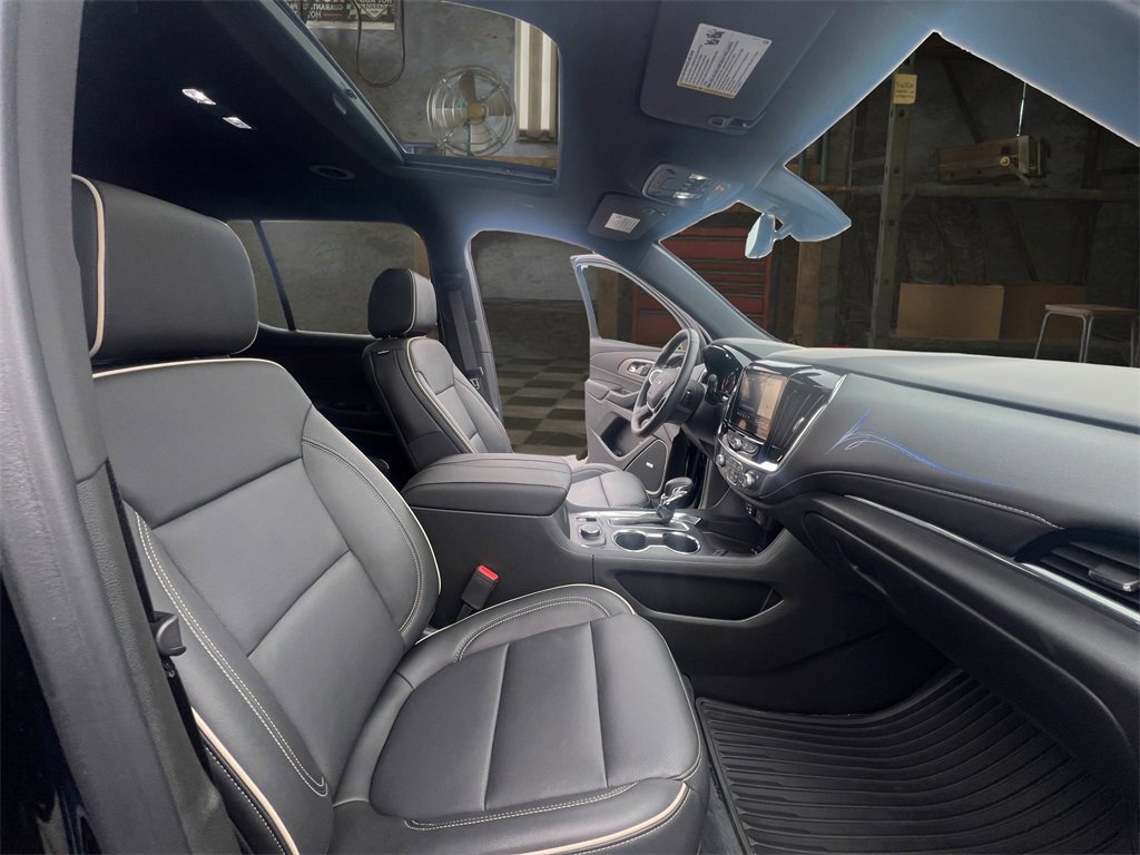 Certified 2023 Chevrolet Traverse Premier image 15