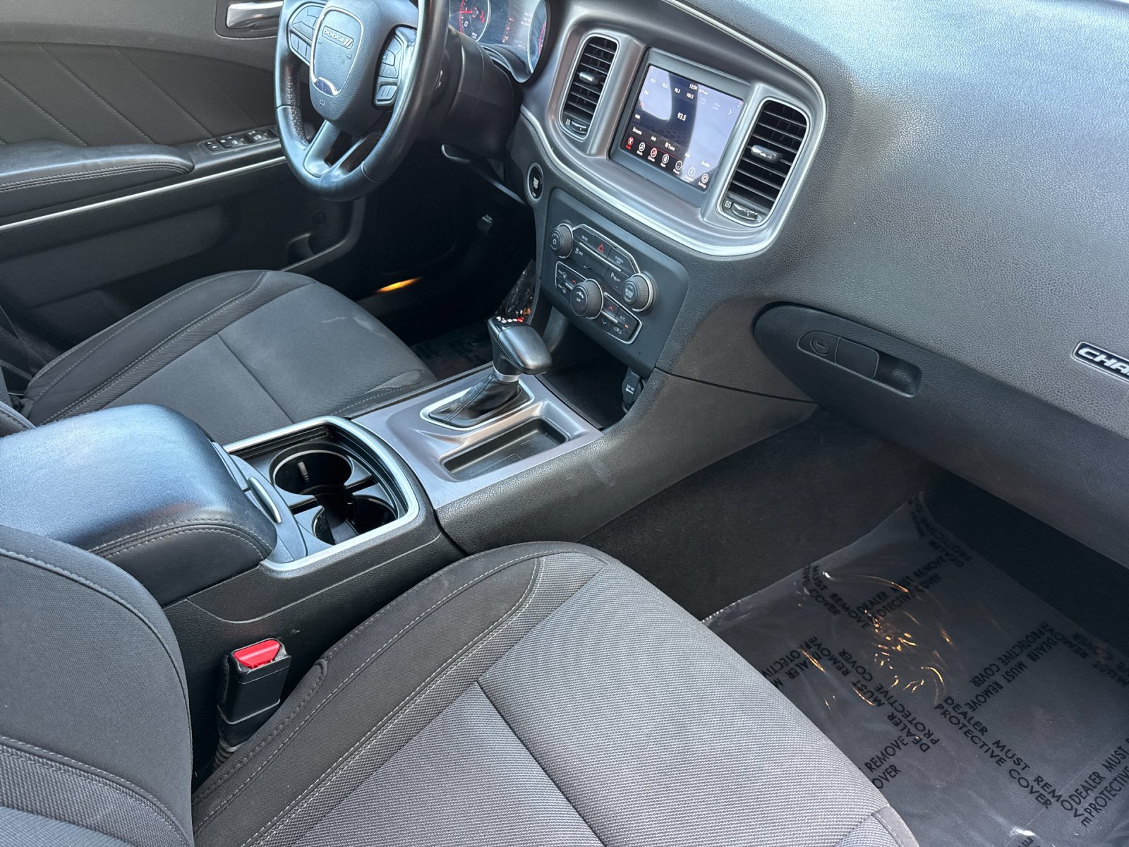 Used 2022 Dodge Charger SXT RWD image 17