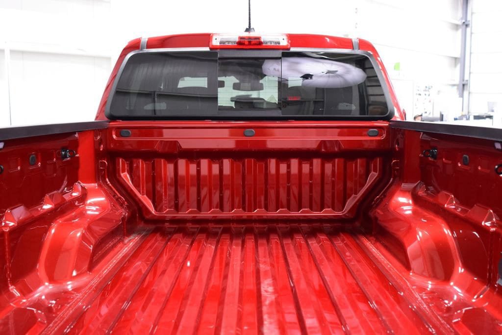 New 2026 Chevrolet Colorado Z71 w/ Technology Package AWD/4WD image 24
