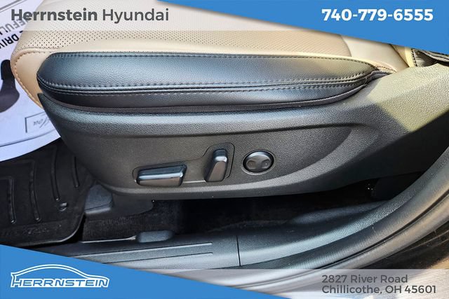 Used 2023 Hyundai Santa Fe SEL w/ Premium Package AWD/4WD image 16