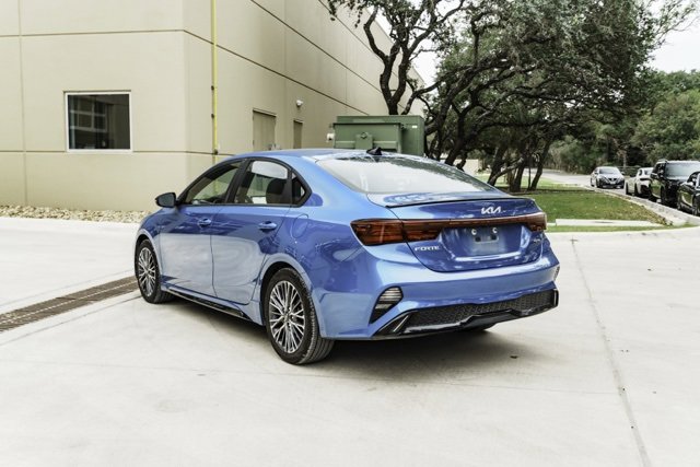 Used 2024 Kia Forte GT-Line w/ GT-Line Premium Package image 4