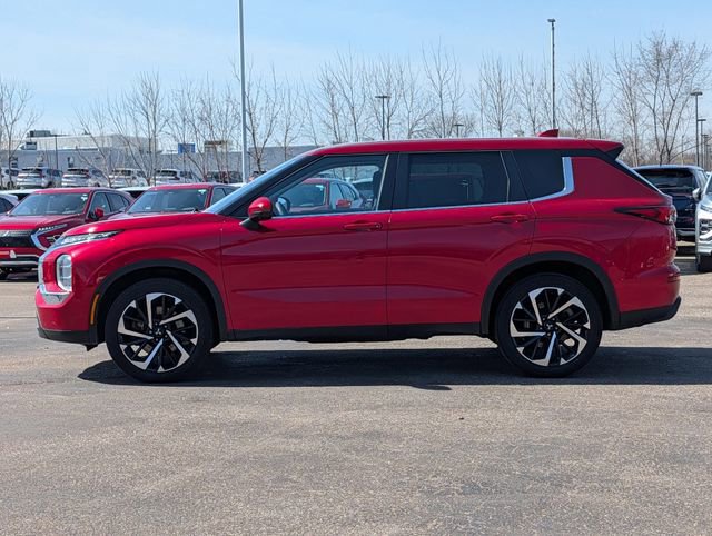 Used 2022 Mitsubishi Outlander ES image 5