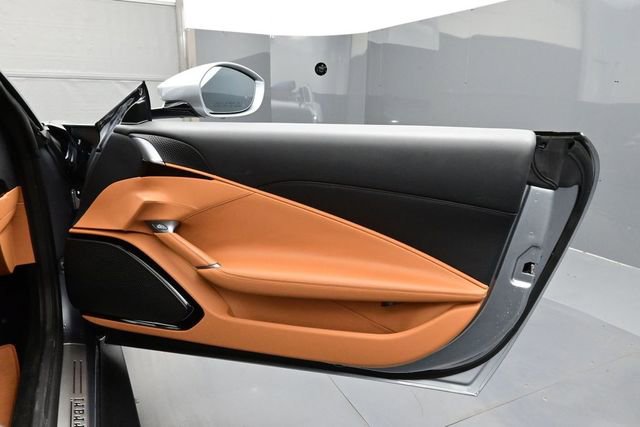Used 2021 Ferrari Roma RWD image 14