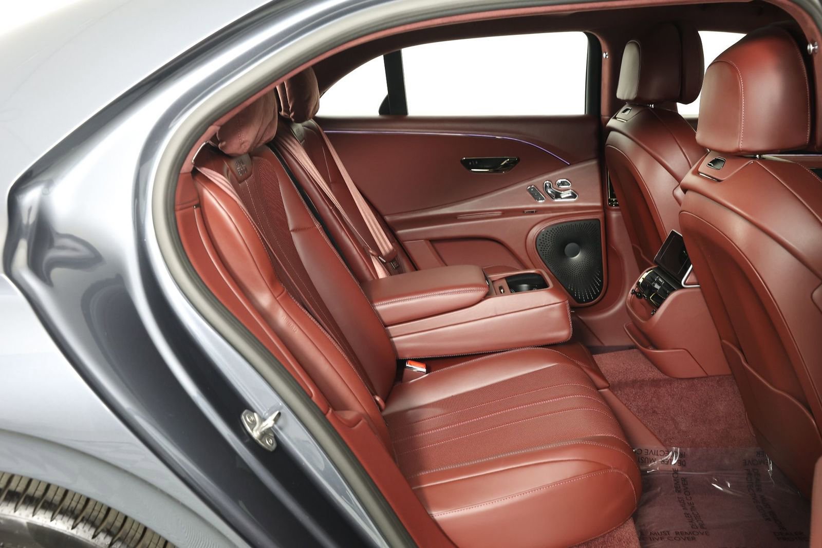 New 2025 Bentley Flying Spur Plug-In Hybrid image 32