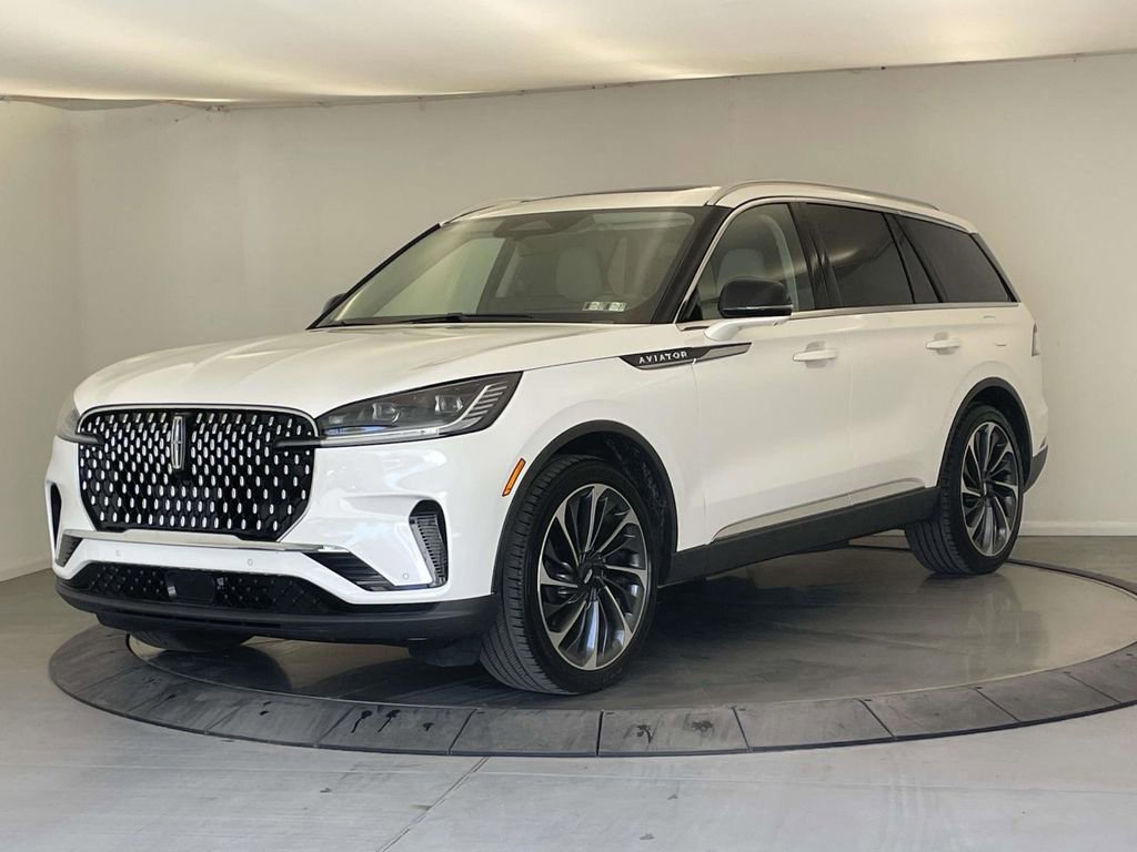 Used 2026 Lincoln Aviator Reserve image 1