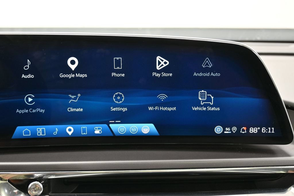 Used 2024 Cadillac Lyriq Tech RWD image 39