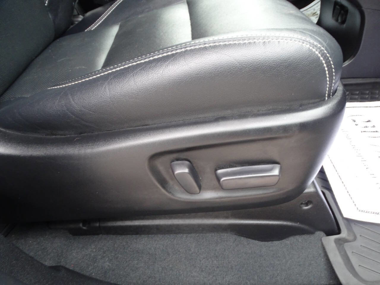 Used 2019 Toyota Sienna SE Premium AWD/4WD image 47