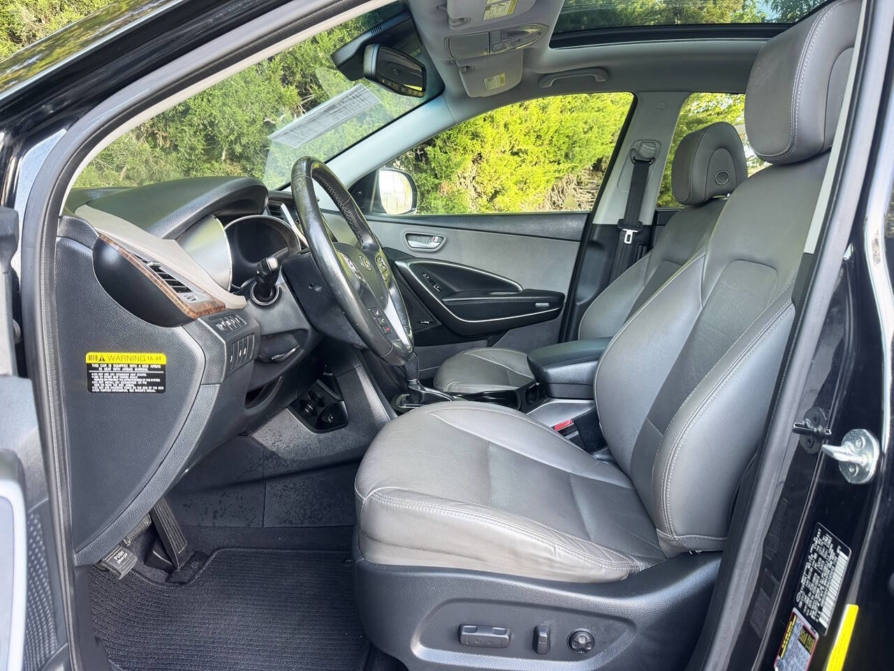 Used 2017 Hyundai Santa Fe FWD image 10