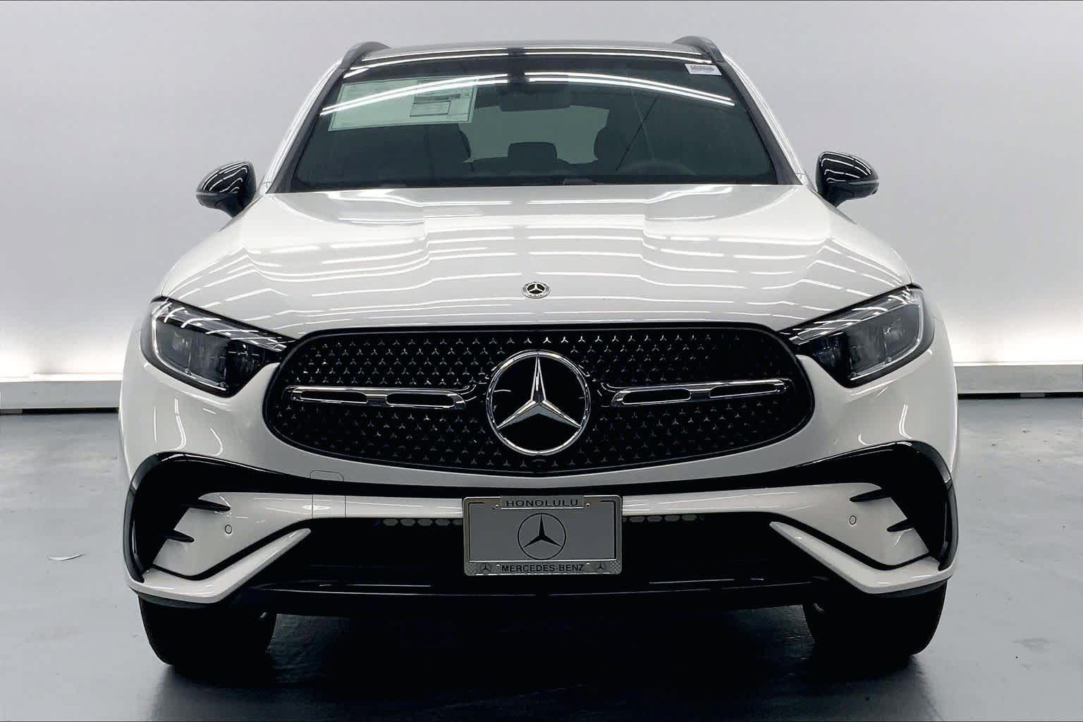 New 2027 Mercedes-Benz GLC 300 image 3
