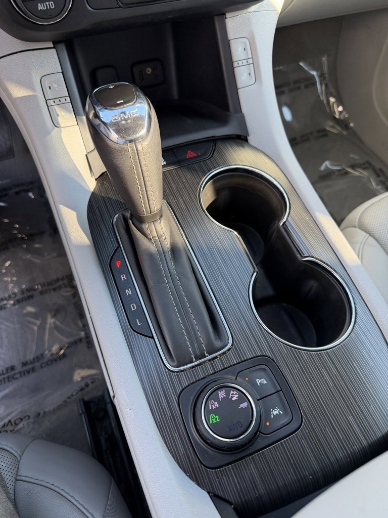 Used 2017 GMC Acadia SLT image 12