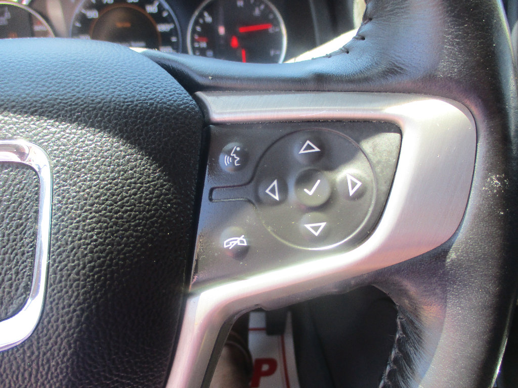 Used 2019 GMC Acadia Denali w/ Technology Package FWD image 13