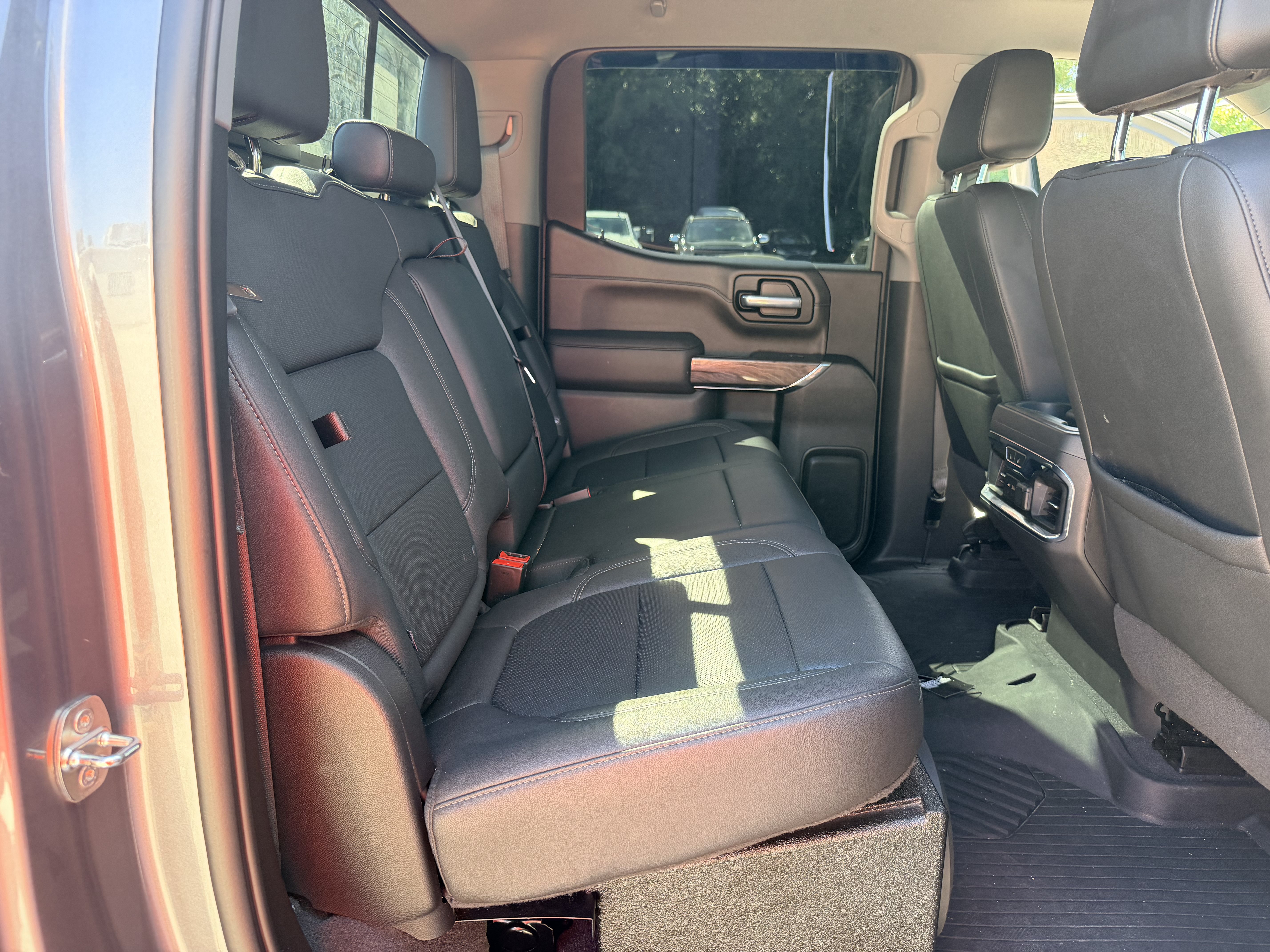 Used 2021 Chevrolet Silverado 1500 LTZ AWD/4WD image 10