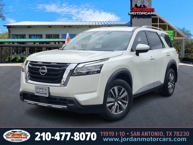 Used 2023 Nissan Pathfinder SL FWD image 1
