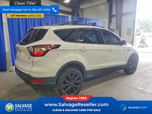 Used 2018 Ford Escape SE w/ SE Sport Appearance Package AWD/4WD image 4