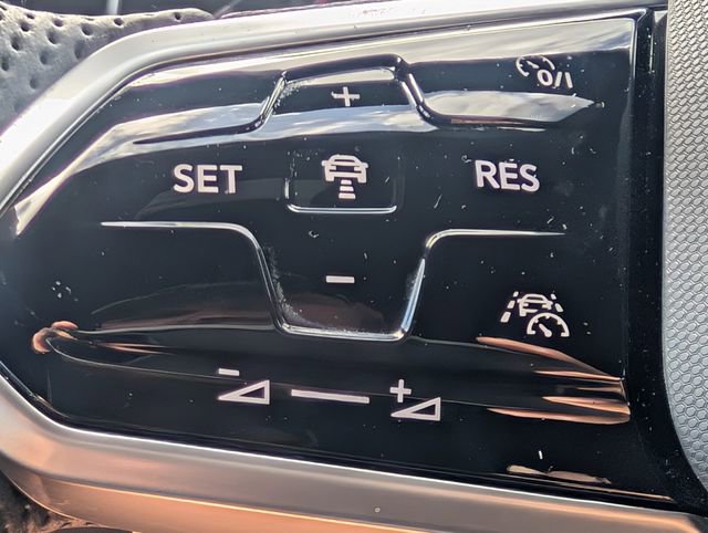 Used 2024 Volkswagen Jetta GLI 40th Anniversary Edition FWD image 27