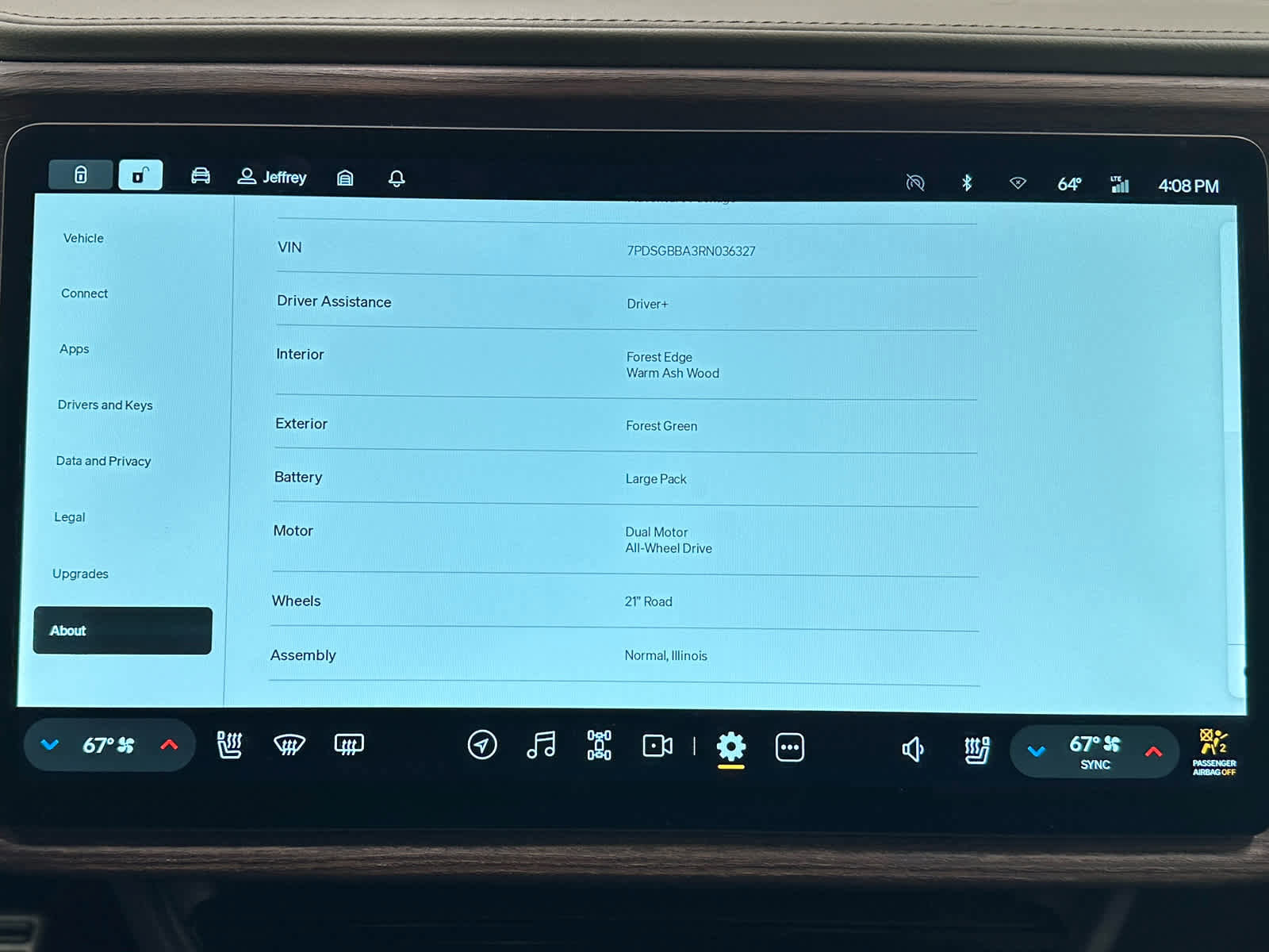 Used 2024 Rivian R1S Adventure image 36