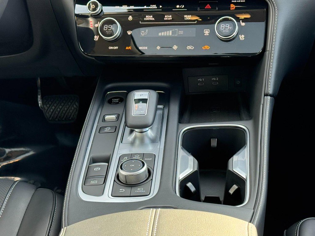 Used 2026 INFINITI QX60 Luxe w/ Family Package image 14