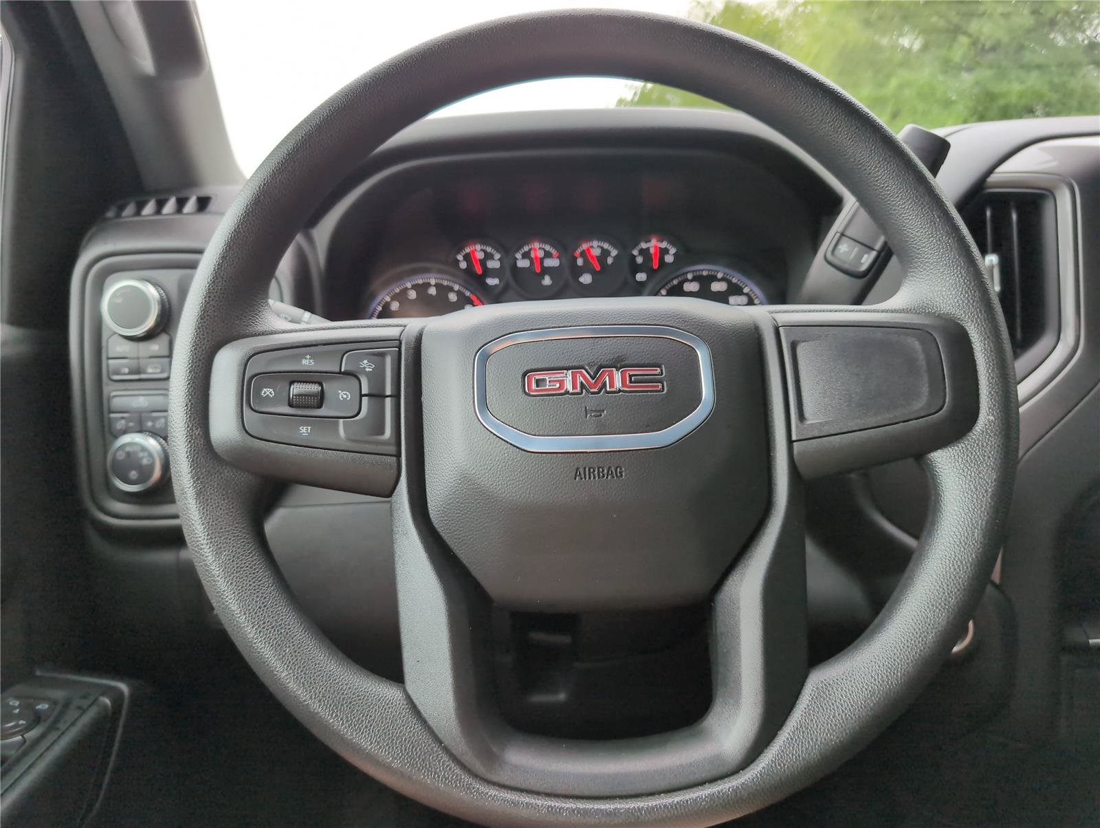Used 2025 GMC Sierra 1500 Pro w/ Graphite Edition AWD/4WD image 25
