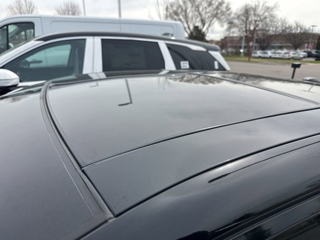 Used 2016 Nissan Maxima Platinum image 4