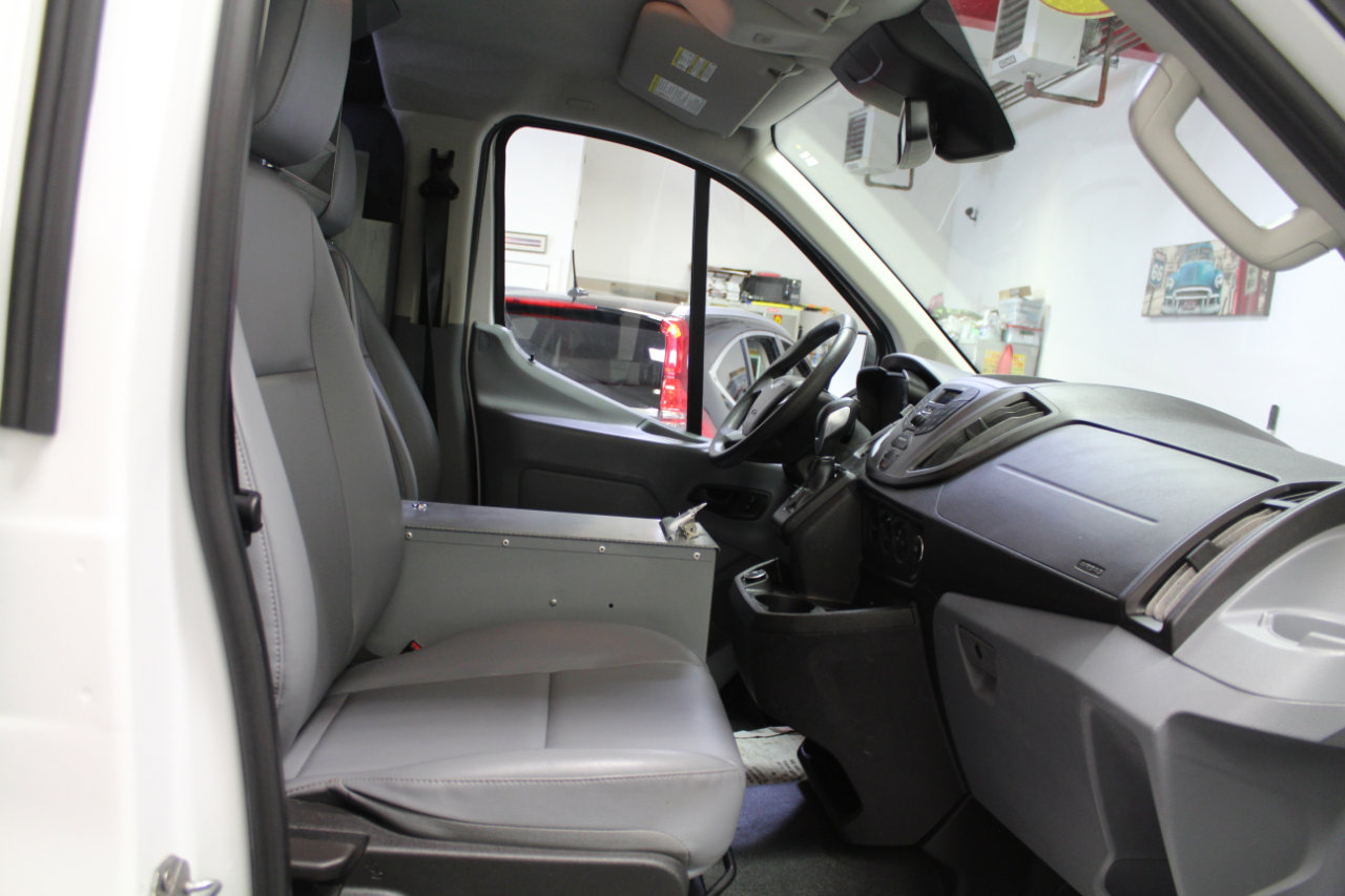 Used 2018 Ford Transit 250 130 Low Roof image 22