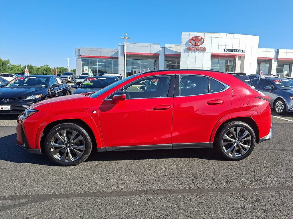 Used 2024 Lexus UX 250h F Sport AWD/4WD image 7