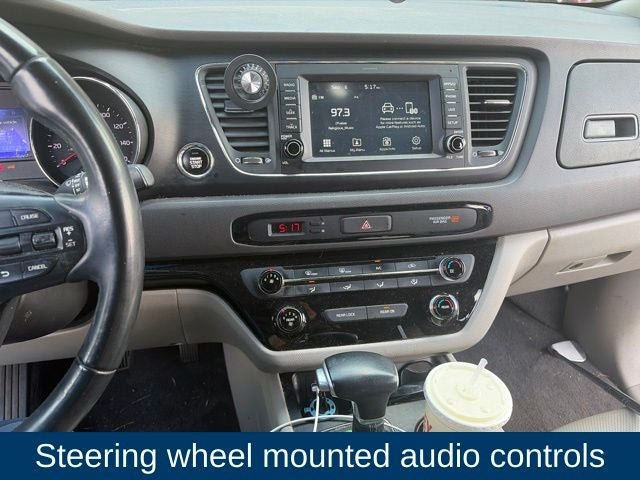 Used 2017 Kia Sedona LX w/ LX Essentials Premium Package FWD image 15