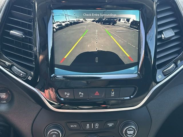 Used 2021 Jeep Cherokee Limited w/ Elite Package AWD/4WD image 15