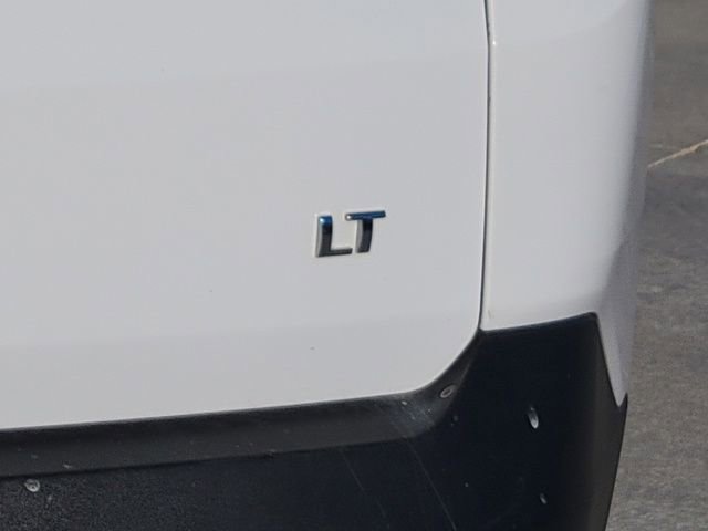 Used 2023 Chevrolet Traverse LT image 13