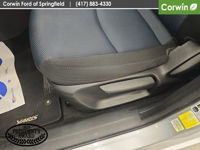 Used 2019 Toyota Yaris LE FWD image 35