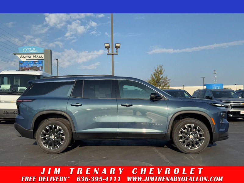 New 2026 Chevrolet Traverse LT w/ Sun and Wheel Package image 1