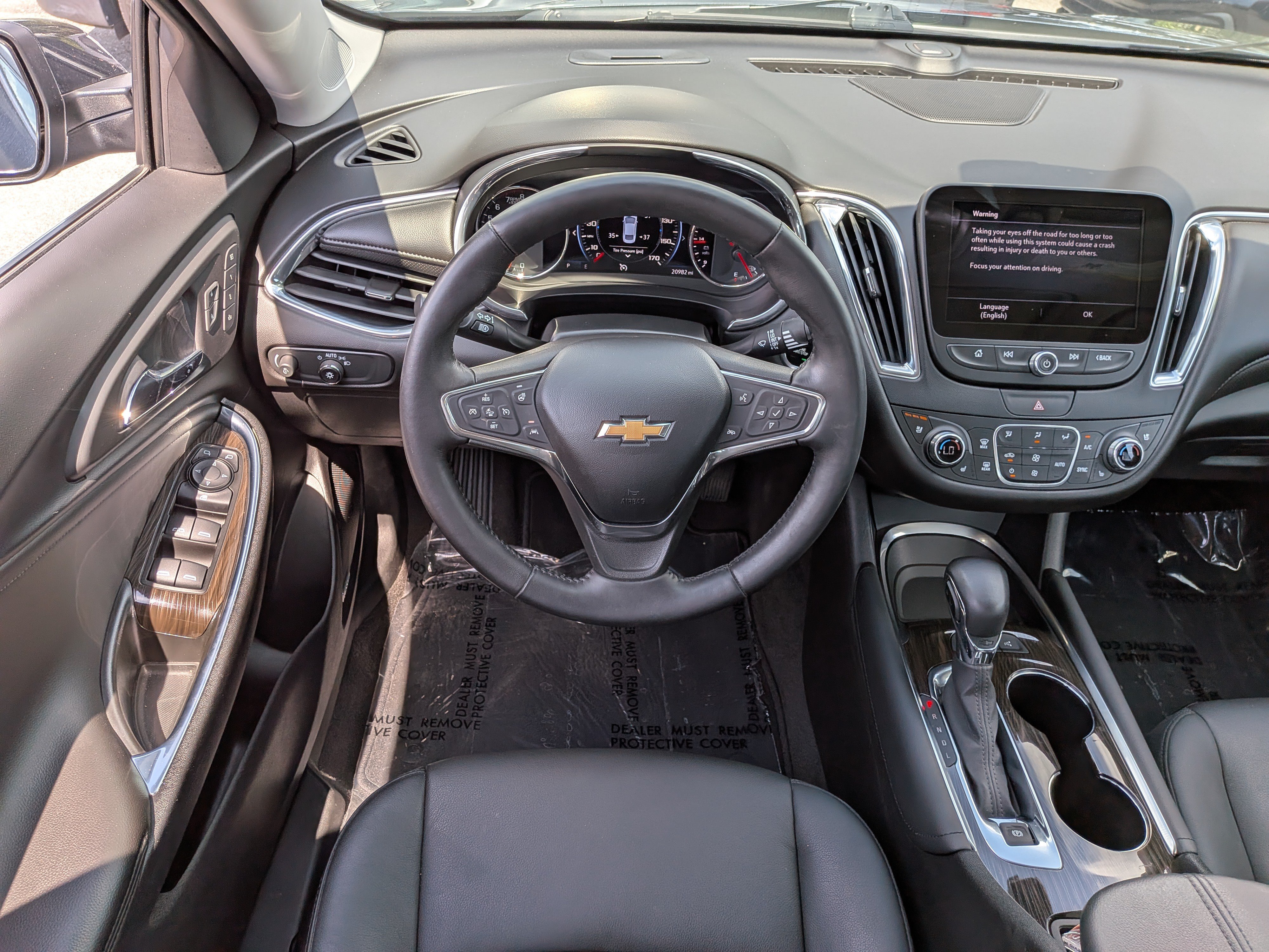 Used 2021 Chevrolet Malibu Premier FWD image 17