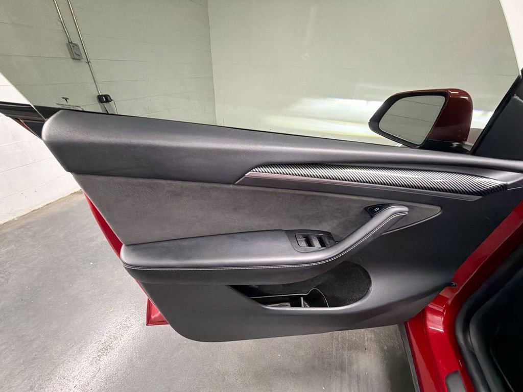 Used 2022 Tesla Model Y Performance AWD/4WD image 21