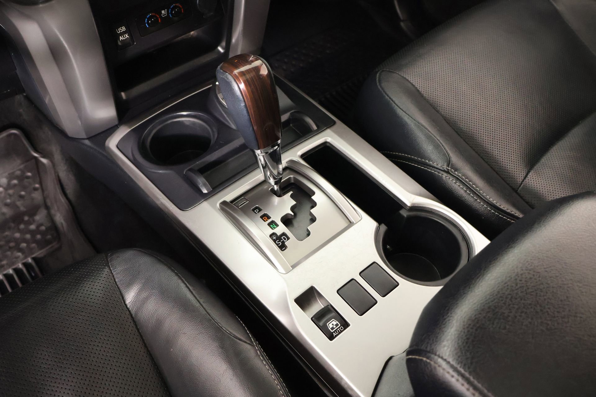 Used 2018 Toyota 4Runner Limited image 8