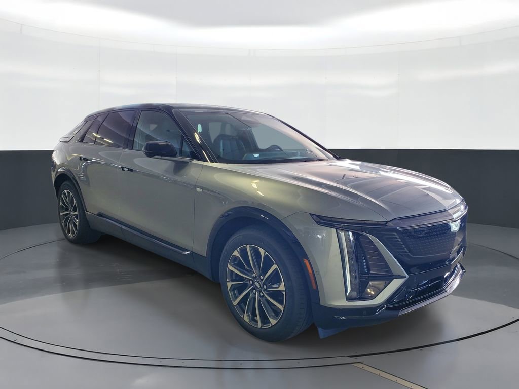 New 2026 Cadillac Lyriq Sport RWD image 2