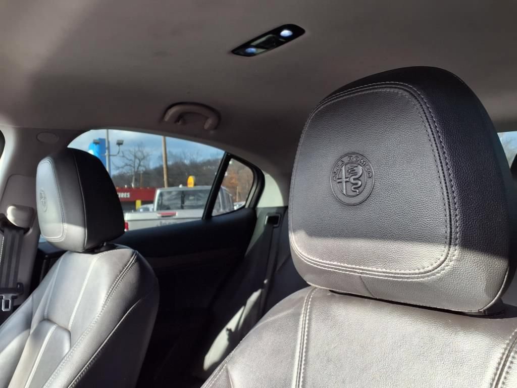 Used 2019 Alfa Romeo Stelvio Ti AWD/4WD image 21