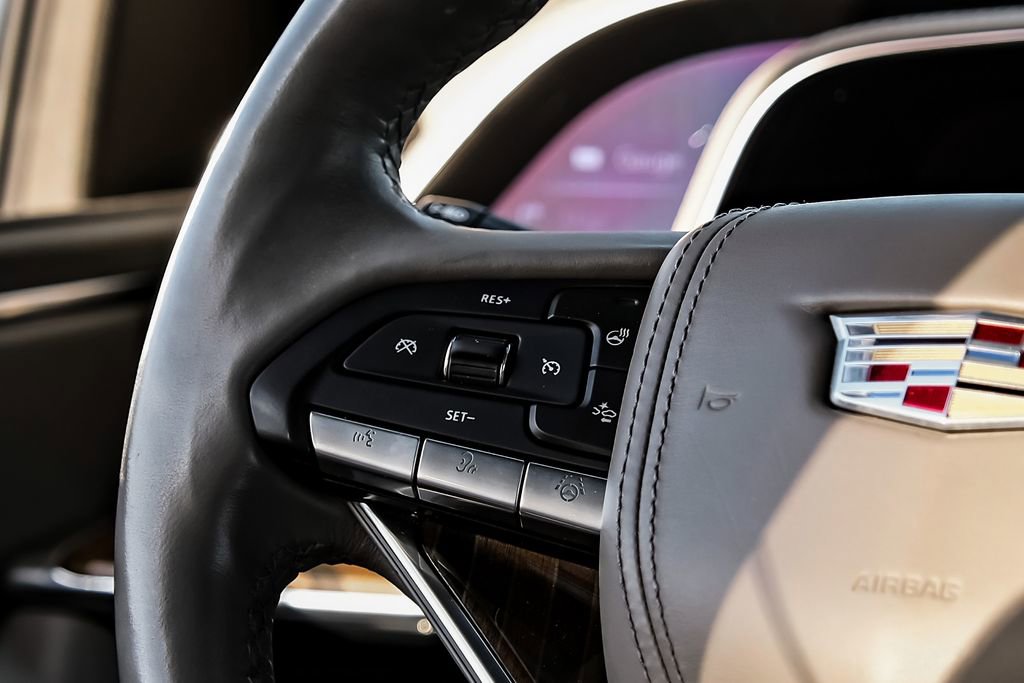 Used 2023 Cadillac Escalade Sport Platinum w/ LPO, ONYX Package image 16