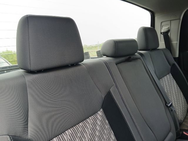 Used 2019 Toyota Tundra SR5 w/ SR5 Upgrade Package AWD/4WD image 13