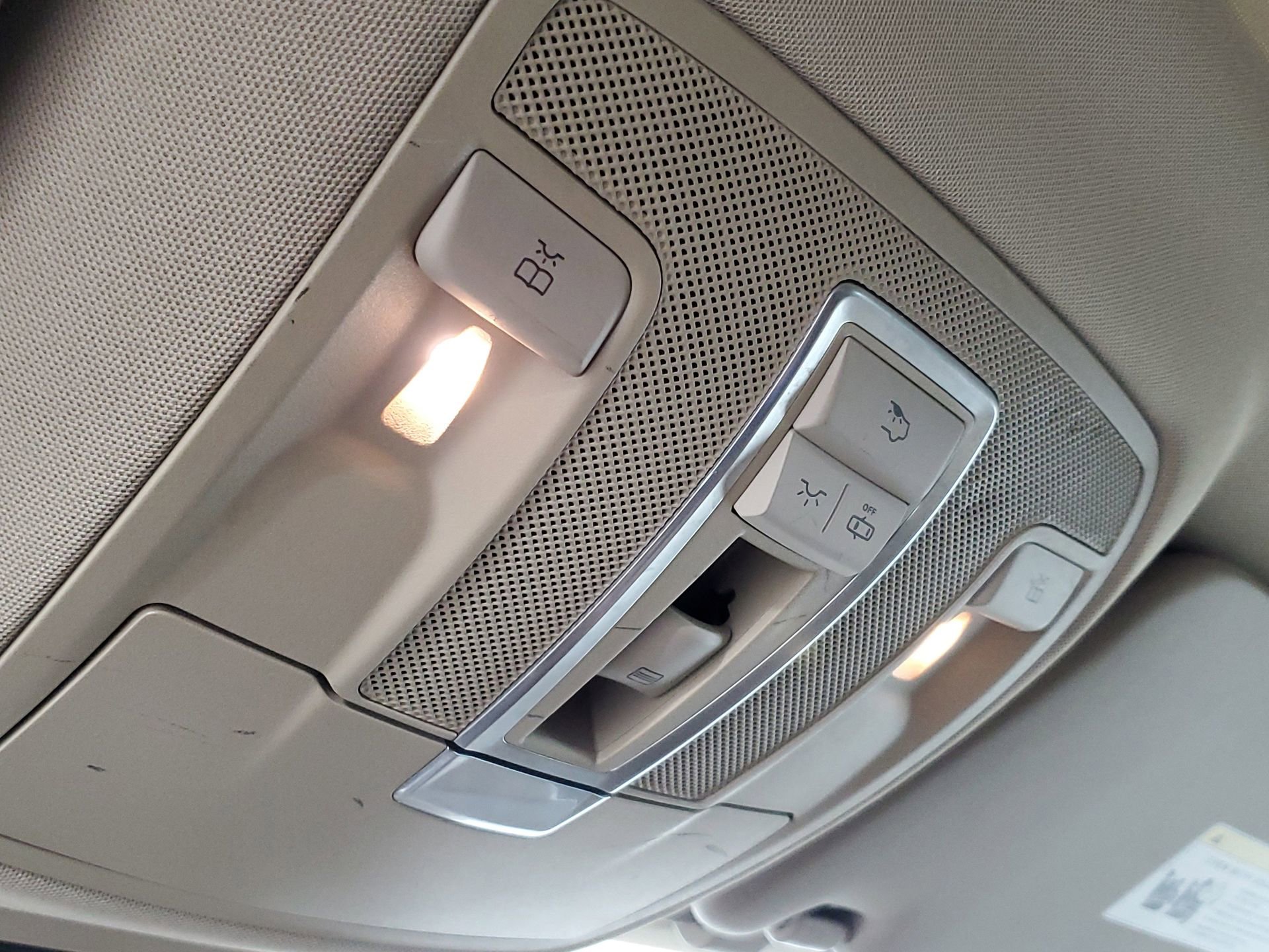 Used 2015 Mercedes-Benz ML 350 4MATIC image 46