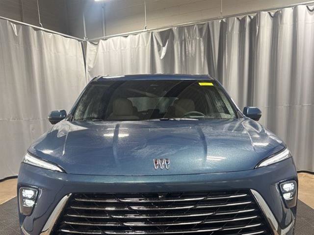 New 2026 Buick Enclave Preferred w/ Super Cruise Package image 2