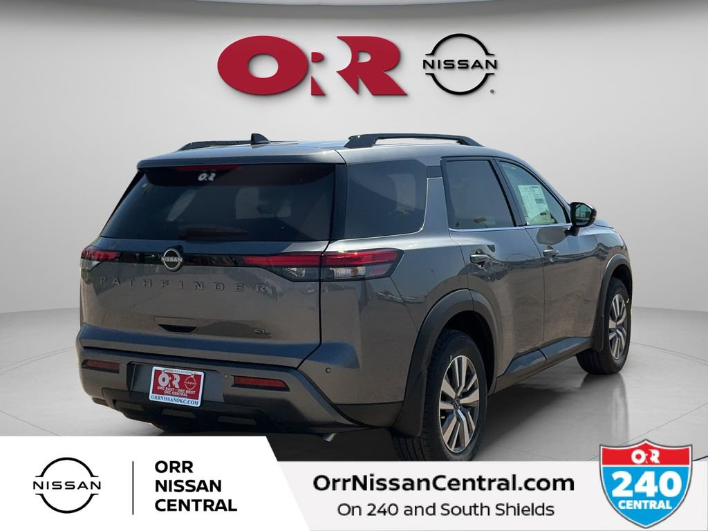 New 2026 Nissan Pathfinder SL image 5