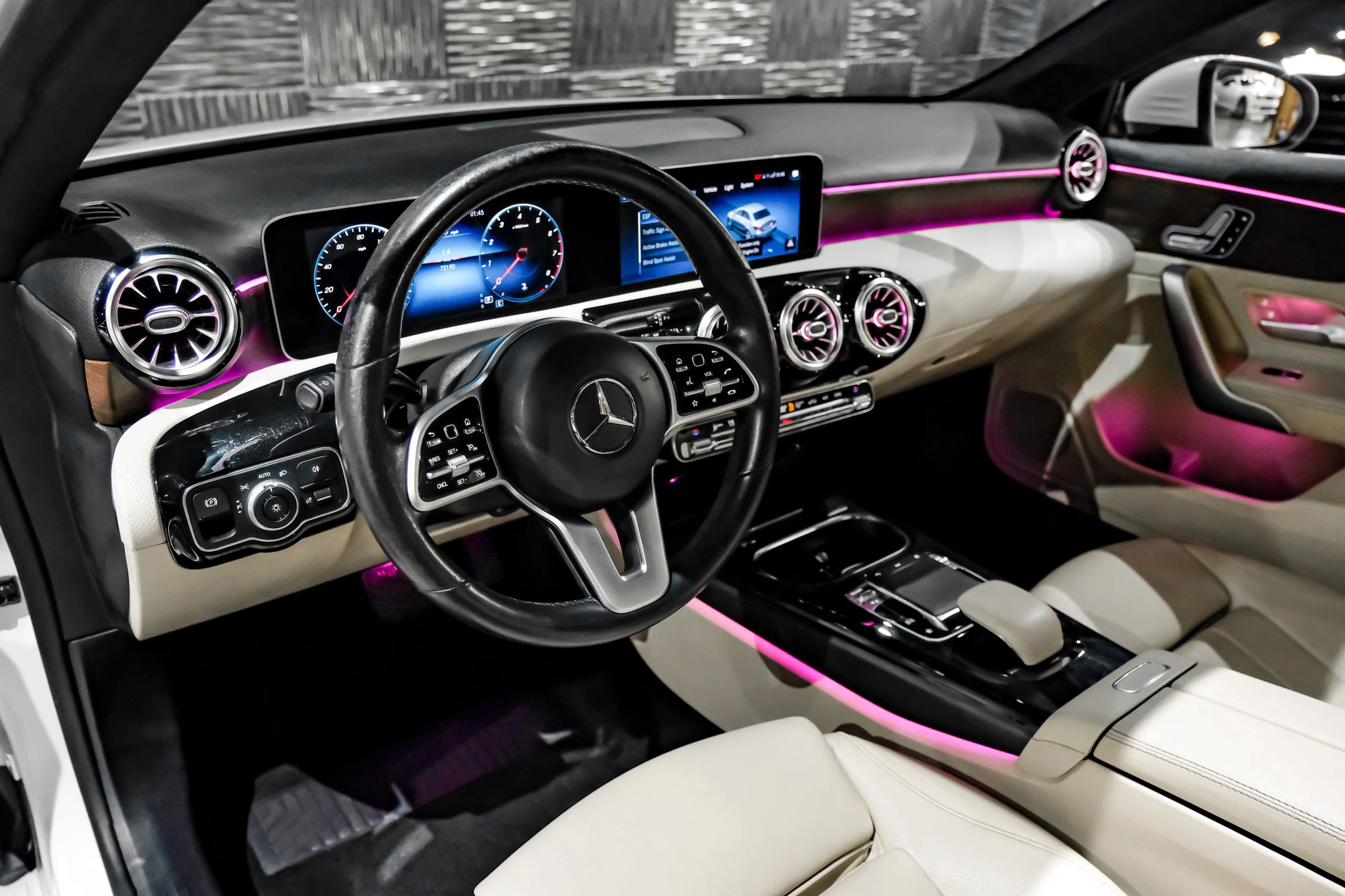 Used 2019 Mercedes-Benz A 220 image 3