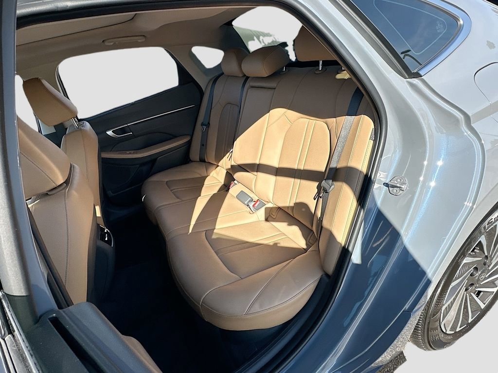 Used 2024 Hyundai Sonata Limited image 26