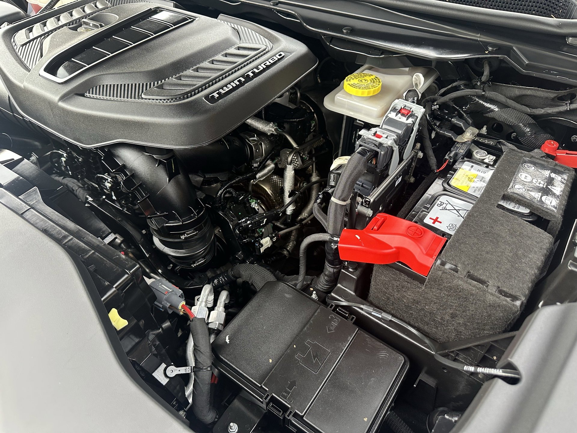 Used 2023 Jeep Grand Wagoneer Series III w/ Rear-Seat Entertainment Group image 33