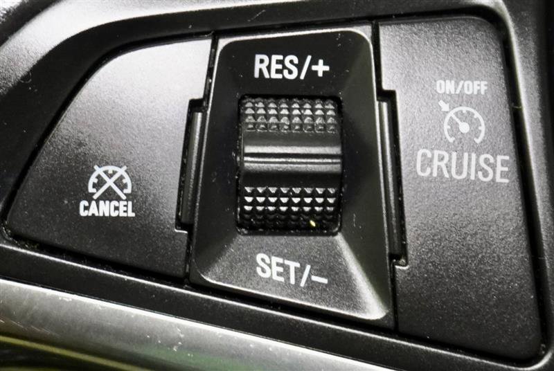 Used 2020 Buick Encore Preferred image 27