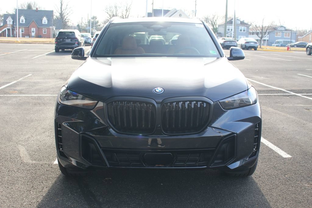 Used 2026 BMW X5 xDrive50e w/ Executive Package AWD/4WD image 2