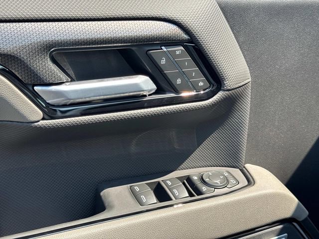 New 2025 Chevrolet Silverado 1500 ZR2 w/ Technology Package image 23